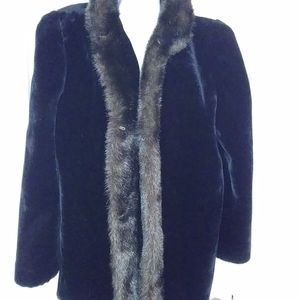 Vtg faux fur jacket